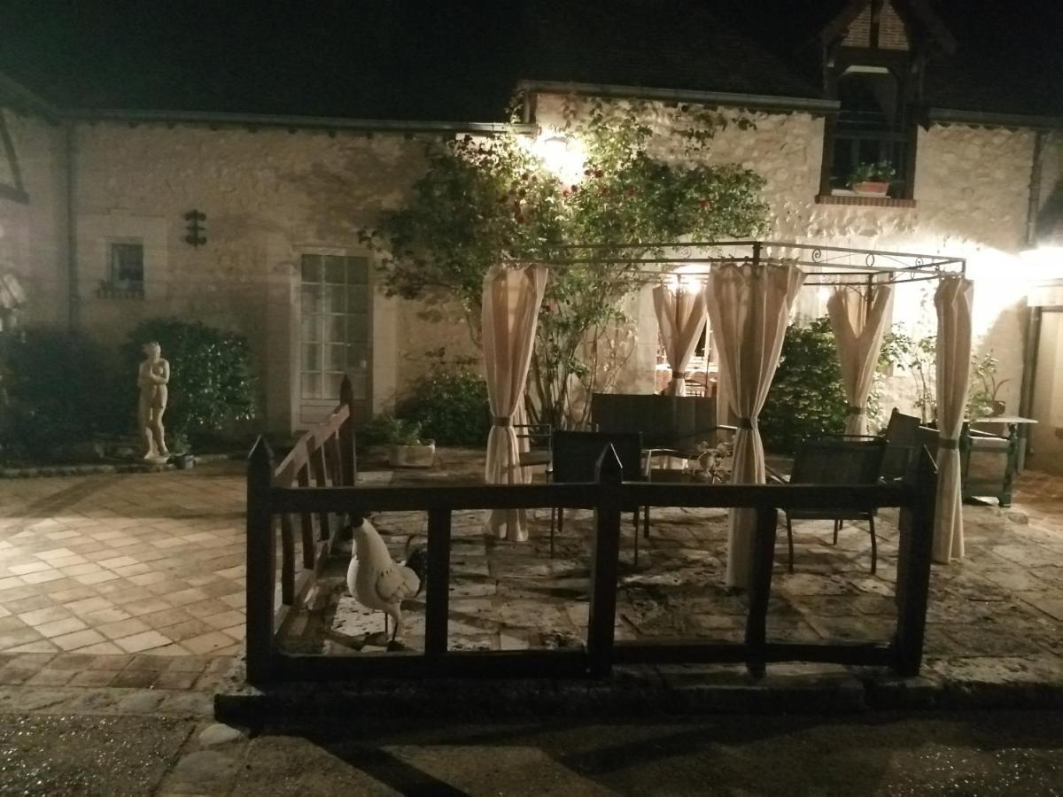 Longere Villariane Naveil Exterior foto