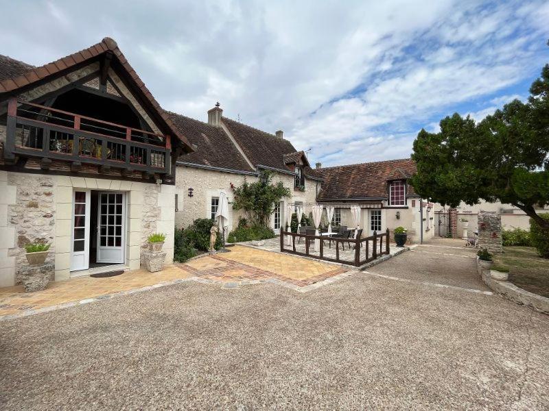 Longere Villariane Naveil Exterior foto
